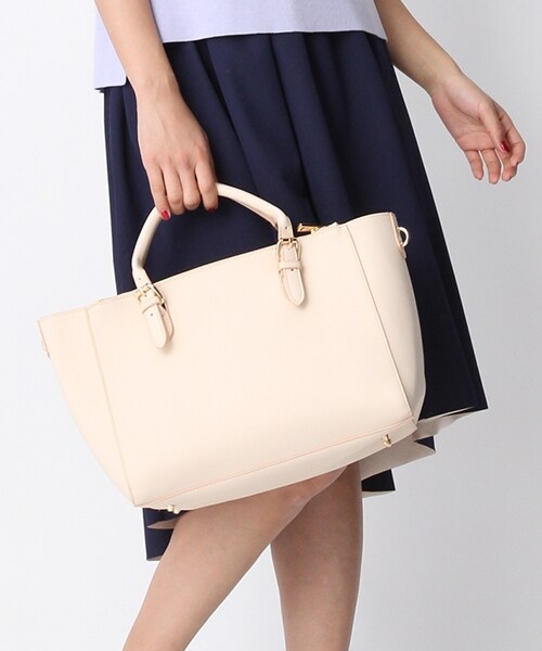 Andemiu（アンデミュウ）の「ベルトハンドル２ＷＡＹトート（バッグ・ホワイト/ブラック/ベージュ/イエロー/ブルー）」の3枚目の写真