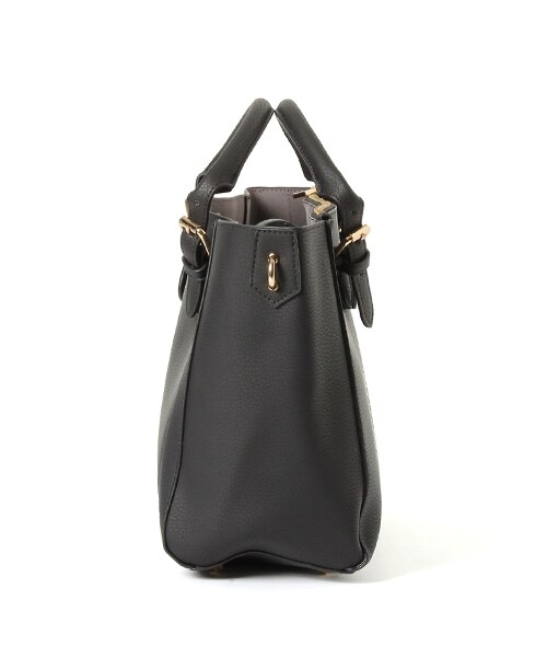 Andemiu（アンデミュウ）の「ベルトハンドル２ＷＡＹトート（バッグ・ホワイト/ブラック/ベージュ/イエロー/ブルー）」の11枚目の写真