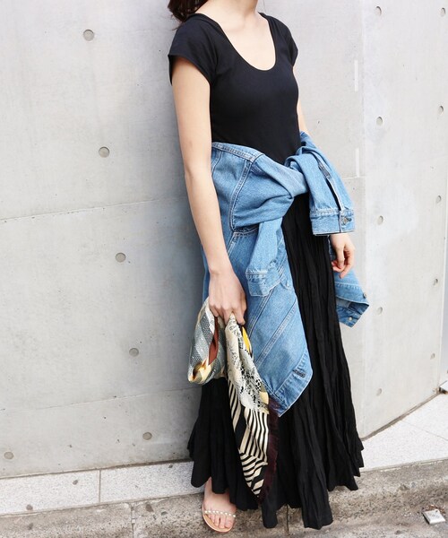 IENA(イエナ)の「《予約》MARIHA ソウゲンノニジノドレス ショートスリーブ(無地)◆(ワンピース/ドレス・ブラック/フリー/在庫あり)」の21枚目の写真