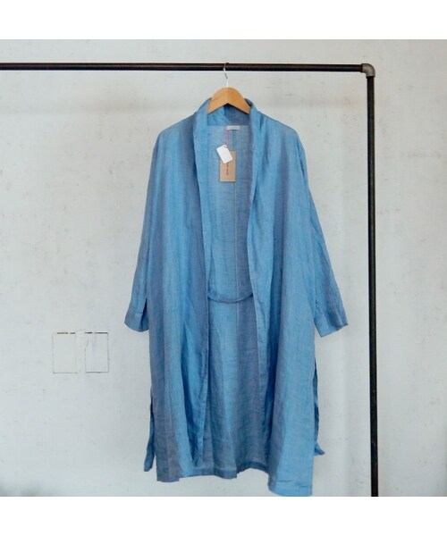 fog linen work(フォグリネンワーク)の「fog linen work DOMINIQUE ROBE COAT BLUE AZUR(その他アウター・レディース・SIZE : 着丈 105 X 袖丈 54 X 胸囲 110cm)」の1枚目の写真