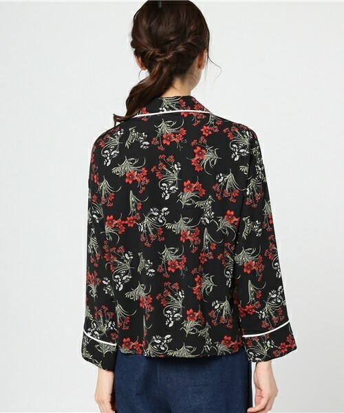 archives（アルシーヴ）の「配色パイピングシャツ（シャツ/ブラウス・レディース・ブラック/ネイビー/マスタード・MEDIUM）」の6枚目の写真