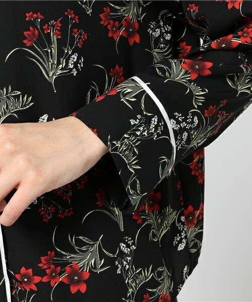 archives（アルシーヴ）の「配色パイピングシャツ（シャツ/ブラウス・レディース・ブラック/ネイビー/マスタード・MEDIUM）」の8枚目の写真