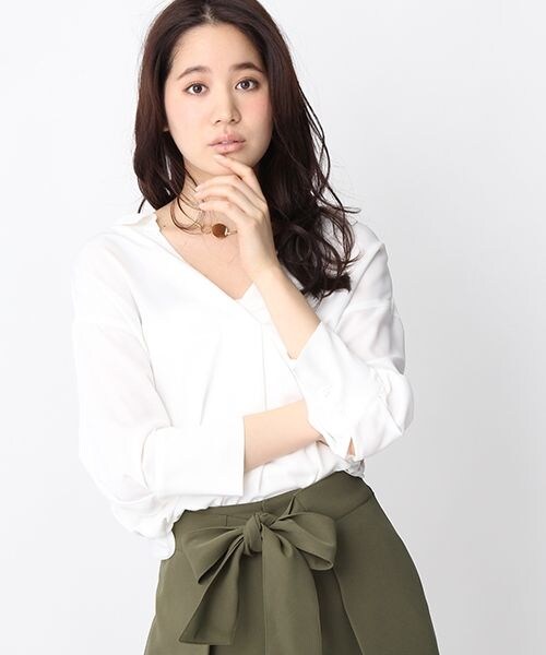 Andemiu（アンデミュウ）の「バックリボンブラウス7分袖（トップス・オフホワイト/ピンク）」の4枚目の写真