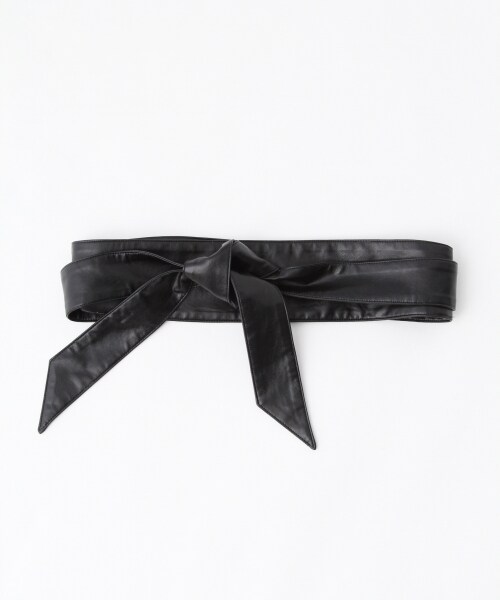 Andemiu（アンデミュウ）の「ベルトツキVネックニット（トップス・ホワイト/ネイビー）」の12枚目の写真