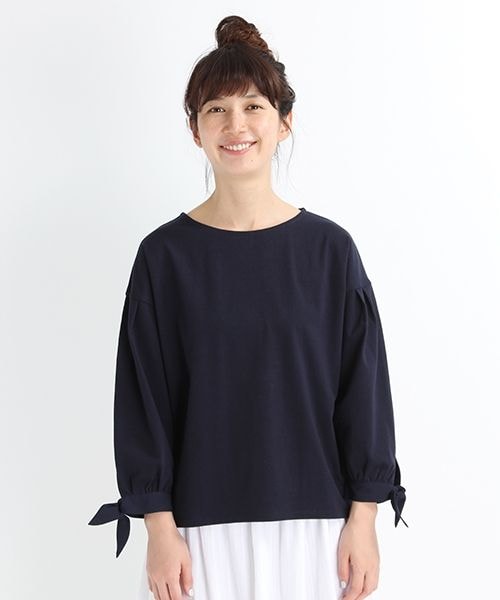 studio CLIP(スタディオクリップ)の「袖シフォンリボンプルオーバー(トップス・オフホワイト/レッド/ネイビー)」の3枚目の写真