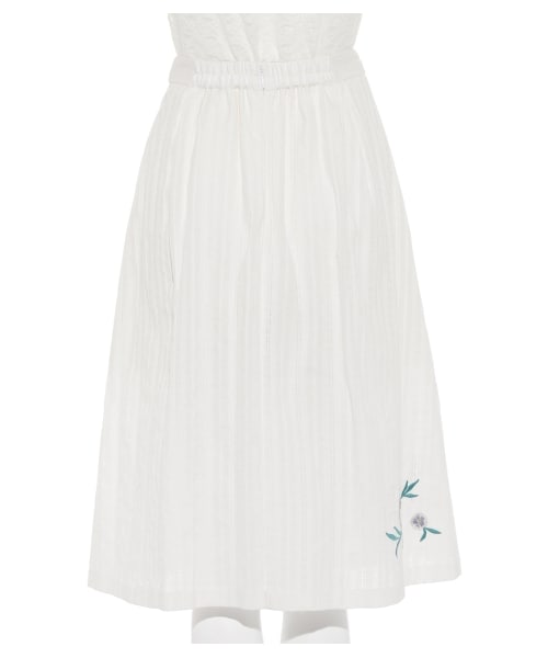 LILY BROWN（リリーブラウン）の「ラップ刺繍ショートパンツ（）」 - WEAR 