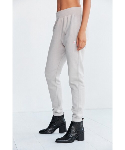 Champion（チャンピオン）の「Champion + UO Reverse Weave Jogger Pant（その他パンツ・レディース・Gray/Red・XS/S/M）」の6枚目の写真