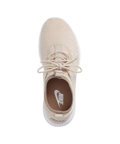 NIKE(ナイキ)の「Women's Nike Juvenate Se Sneaker(スニーカー・レディース・Black/Blue/Green・7.5 M/10 M/6.5 M/7 M/8 M)」の7枚目の写真