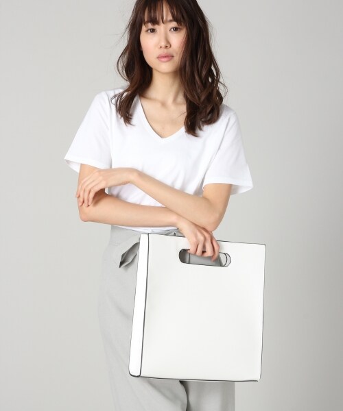 BLISS POINT(ブリスポイント)の「クリテTOTE(バッグ・ホワイト/ブラック/レッド)」の1枚目の写真