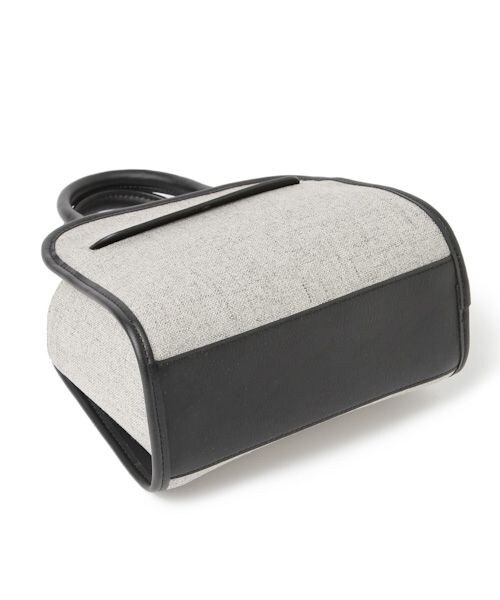 studio CLIP（スタディオクリップ）の「2WAY生地コンビショルダーバッグ（バッグ・ブラック/キャメル）」の14枚目の写真