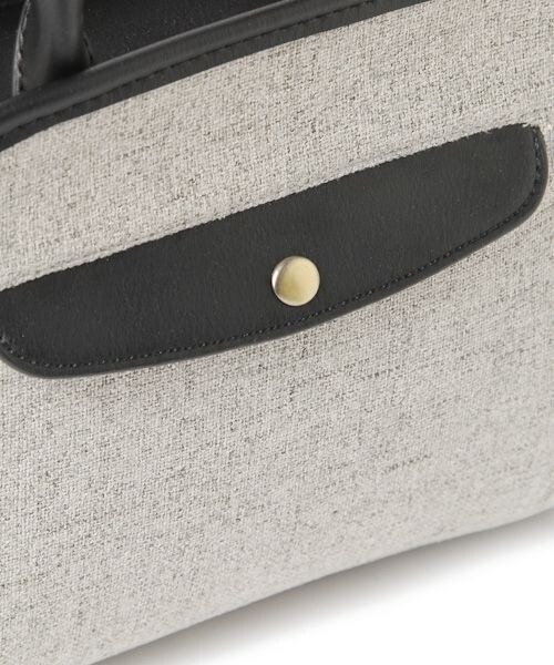 studio CLIP（スタディオクリップ）の「2WAY生地コンビショルダーバッグ（バッグ・ブラック/キャメル）」の11枚目の写真