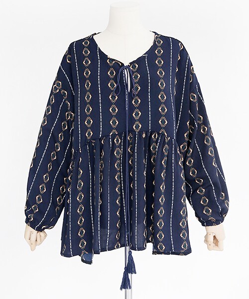 DHOLIC（ディーホリック）の「タッセルストラップエスニックブラウス（シャツ/ブラウス・レディース・FREE）」の2枚目の写真
