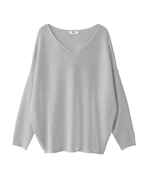 GRL（グレイル）の「ルーズVネックニットチュニック（ニット/セーター・レディース・グレー/ベージュ/ブルー/オフホワイト・F）」の2枚目の写真
