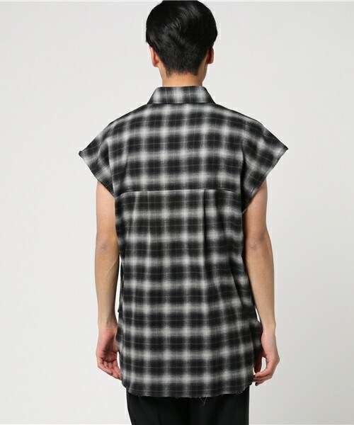 DIET BUTCHER(ダイエットブッチャー)の「DIET BUTCHER SLIM SKIN チェックオーバーサイズスリーブレスシャツ(シャツ/ブラウス・メンズ・ブラック・2)」の3枚目の写真