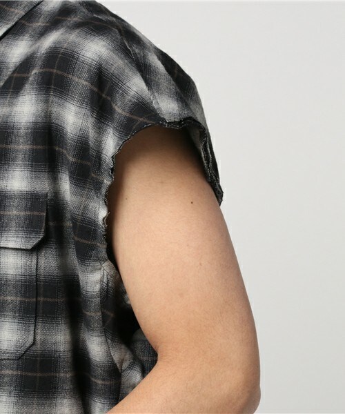 DIET BUTCHER(ダイエットブッチャー)の「DIET BUTCHER SLIM SKIN チェックオーバーサイズスリーブレスシャツ(シャツ/ブラウス・メンズ・ブラック・2)」の5枚目の写真