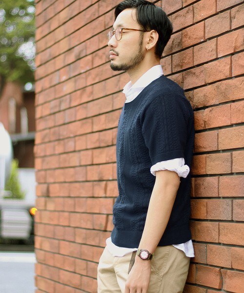 ESSENTIAL GARMENT MEN'S BIGI（エッセンシャルガーメントメンズビギ）の「クルーネック ケーブルニット（半袖）/コットン セーター（ニット/セーター・メンズ・ホワイト/ネイビー/ターコイズブルー・S/M/L）」の3枚目の写真