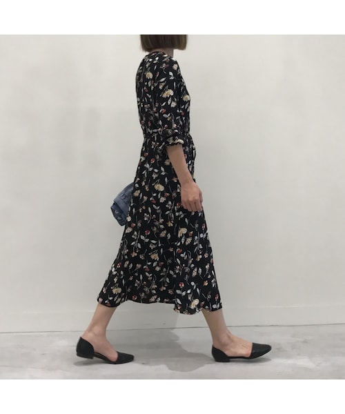 copine（コピン）の「再々入荷！！レトロ花柄ノーカラーロングワンピース/ガウン(3color)【クリックポスト送料無料】（ワンピース・レディース・その他）」の2枚目の写真