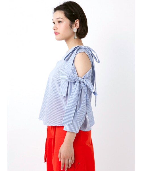 w closet（ダブルクローゼット）の「ストライプ肩リボンプルオーバー（トップス・レディース・サックス/ブラック・FREE）」の4枚目の写真