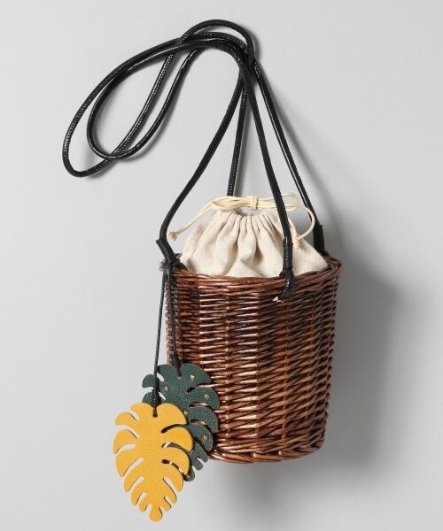 JEANASIS（ジーナシス）の「ウィローバケツトート（バッグ・ベージュ()/ブラウン()）」の2枚目の写真