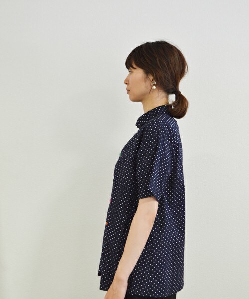 FRAPBOIS half（フラボアハーフ）の「モクモシャツ（シャツ/ブラウス・レディース・ホワイト/ネイビー・1/2）」の4枚目の写真