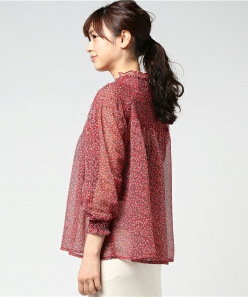 archives（アルシーヴ）の「小花柄ボリュームスリーブブラウス（シャツ/ブラウス・レディース・オフホワイト/ブラック/レッド・MEDIUM）」の5枚目の写真