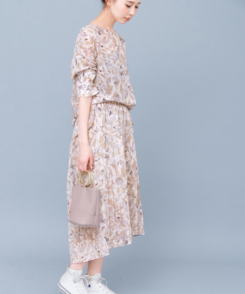 KBF（ケイビーエフ）の「MULTIPLY朦朧植物印花裙（スカート・レディース・粉膚色/綠色/紫色・one）」の5枚目の写真