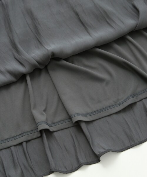 A part by（アパートバイ）の「サテンギャザーマキシスカート（スカート・テラコッタ/ベージュ/イエロー/ネイビー）」の13枚目の写真