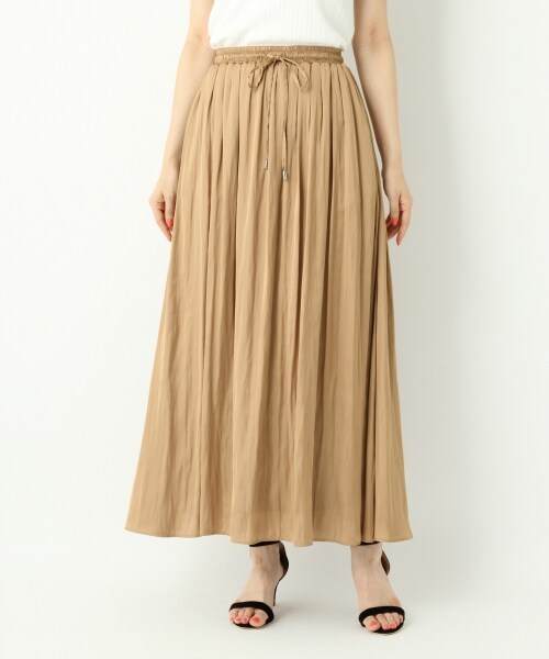 A part by（アパートバイ）の「サテンギャザーマキシスカート（スカート・テラコッタ/ベージュ/イエロー/ネイビー）」の2枚目の写真