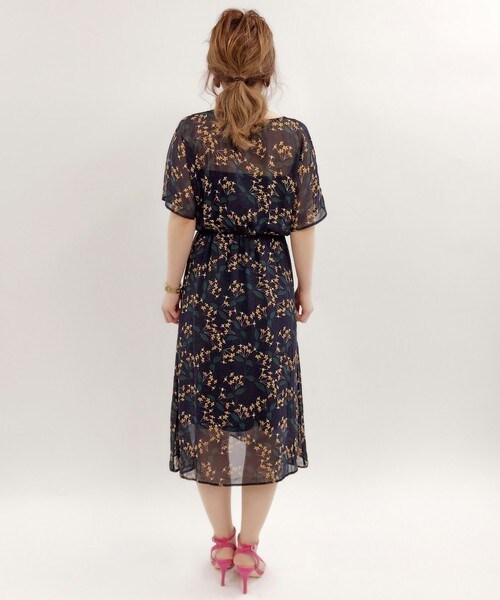 Cheek（チーク）の「シフォンカシュクールワンピース（ワンピース・レディース・オフホワイト/ネイビー/イエロー・MEDIUM）」の5枚目の写真