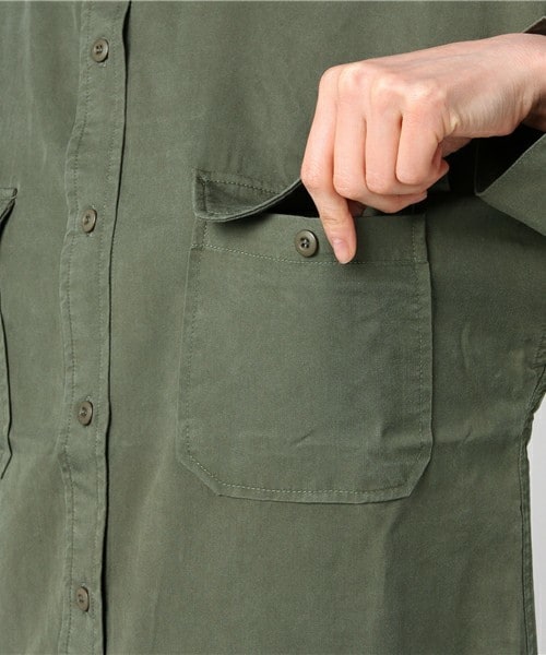 archives（アルシーヴ）の「テンセルビッグシャツ（シャツ/ブラウス・レディース・チャコールグレー/カーキ・MEDIUM）」の8枚目の写真