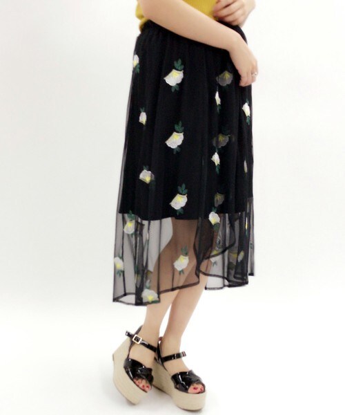 archives（アルシーヴ）の「チュール刺繍巻き風スカート（スカート・レディース・オフホワイト/ブラック/シルバーグレー・MEDIUM）」の3枚目の写真