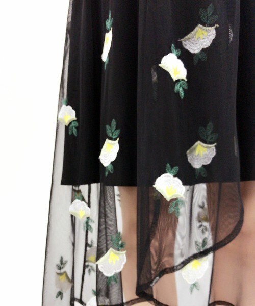 archives（アルシーヴ）の「チュール刺繍巻き風スカート（スカート・レディース・オフホワイト/ブラック/シルバーグレー・MEDIUM）」の8枚目の写真