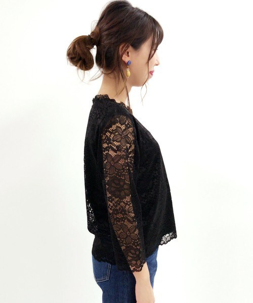 archives（アルシーヴ）の「総レースプルオーバー（シャツ/ブラウス・レディース・オフホワイト/ブラック・MEDIUM）」の3枚目の写真