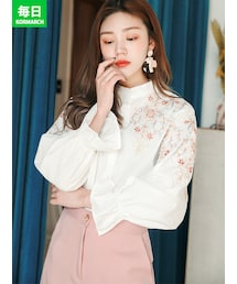 KORMARCH | 袖フリルポイント刺繡ブラウス(シャツ/ブラウス)