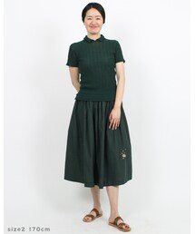 45R（フォーティファイブアール）の「ハケ目フラワー刺繍スカート