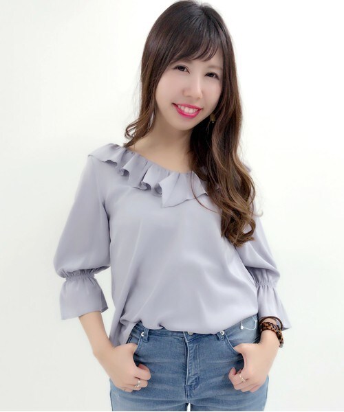 archives（アルシーヴ）の「胸フリルブラウス（シャツ/ブラウス・レディース・オフホワイト/ブラック/グレー・MEDIUM）」の3枚目の写真