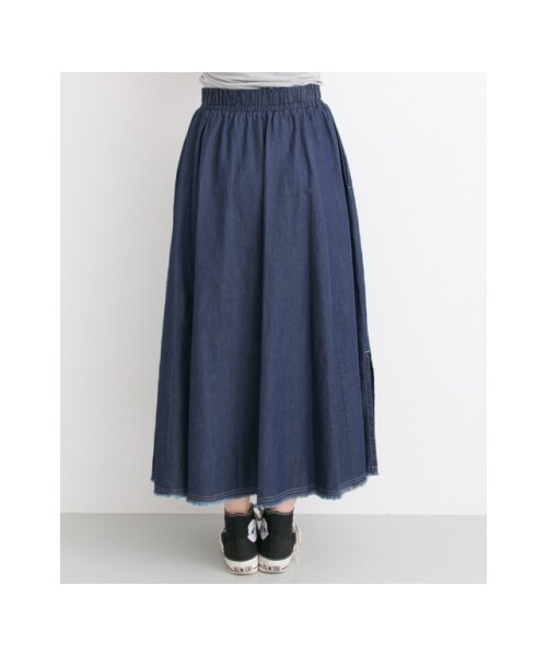 URBAN RESEARCH(アーバンリサーチ)の「デニムフレアマキシスカート(その他・レディース・BLUE/DENIM・FREE)」の10枚目の写真