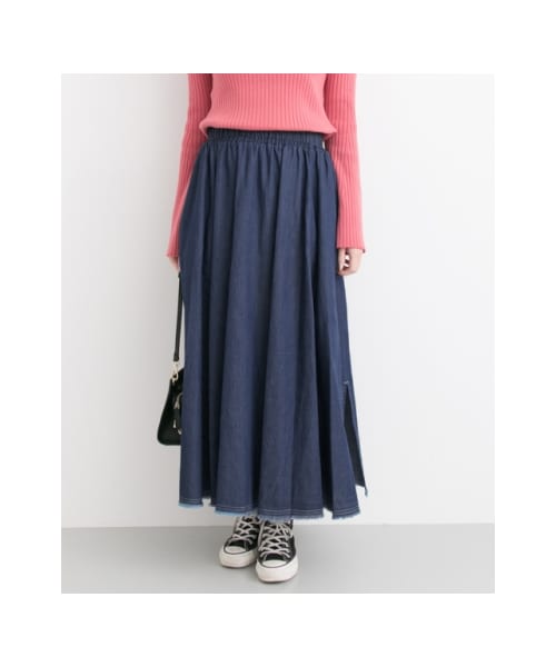 URBAN RESEARCH(アーバンリサーチ)の「デニムフレアマキシスカート(その他・レディース・BLUE/DENIM・FREE)」の5枚目の写真