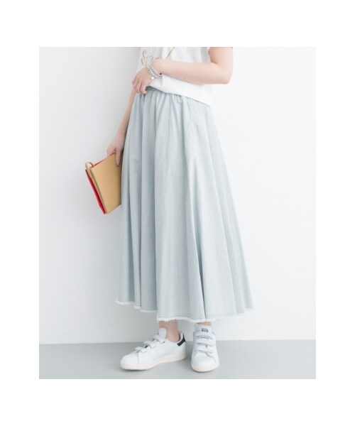 URBAN RESEARCH(アーバンリサーチ)の「デニムフレアマキシスカート(その他・レディース・BLUE/DENIM・FREE)」の3枚目の写真