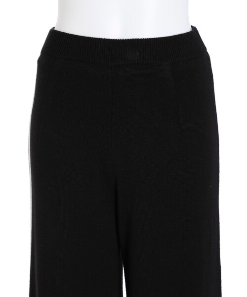 EMODA(エモダ)の「Wラインニットパンツ(パンツ・レディース・ブラック/ブルー・F)」の9枚目の写真