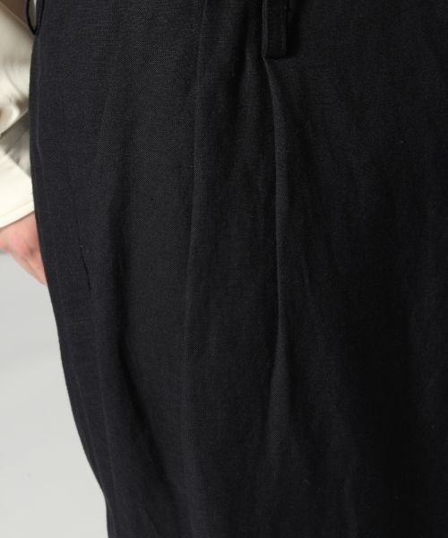 HARE（ハレ）の「リネンワイドパンツ（パンツ・グレー/ネイビー）」の12枚目の写真