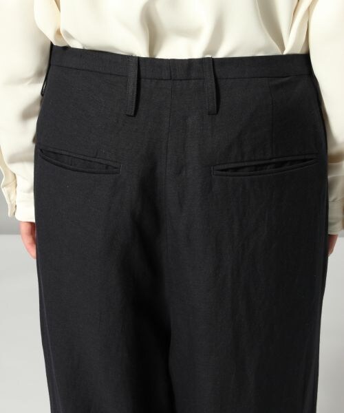 HARE（ハレ）の「リネンワイドパンツ（パンツ・グレー/ネイビー）」の11枚目の写真