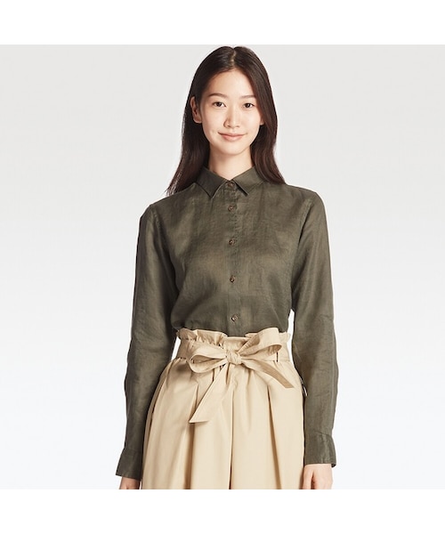 UNIQLO（ユニクロ）の「プレミアムリネンシャツ（長袖）（シャツ/ブラウス・レディース・NAVY 69/BEIGE 31/BLUE 68/LIGHT GRAY 02/PURPLE 71/WHITE 00/GREEN 52/YELLOW 42/OLIVE 56/PINK 10/LIGHT ORANGE 21/LIGHT BLUE 60・L/XXL/3XL/XL/M/XS/S）」の6枚目の写真