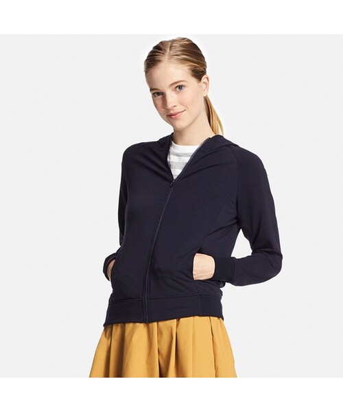 UNIQLO（ユニクロ）の「エアリズムストレッチフルジップパーカ（長袖）（パーカー・レディース・GRAY 03/NAVY 69/BLACK 09/WHITE 00/LIGHT PURPLE 70・XS/M/L/XXL/XL）」の4枚目の写真