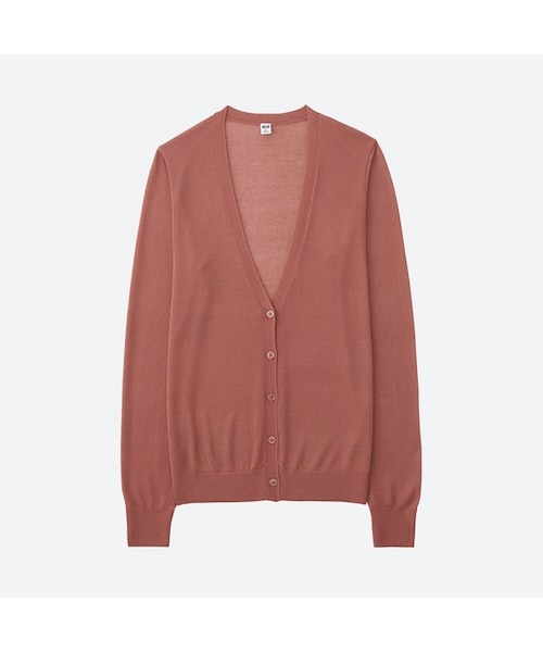UNIQLO（ユニクロ）の「ライトVネックカーディガン（長袖）（ニット/セーター・レディース・YELLOW 47/PINK 12/NAVY 69/LIGHT GRAY 02/DARK GREEN 58/OFF WHITE 01/BLACK 09・XXL/XS/XL/3XL/M/L/S）」の7枚目の写真