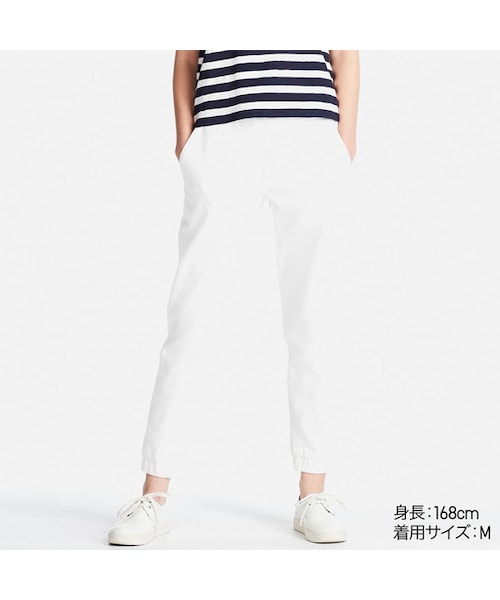 UNIQLO（ユニクロ）の「デニムジョガーパンツ（レングス67～70cm）（その他パンツ・レディース・BLUE 66/BLUE 63/WHITE 00・XXL/M/L/3XL/S/XL/XS）」の2枚目の写真
