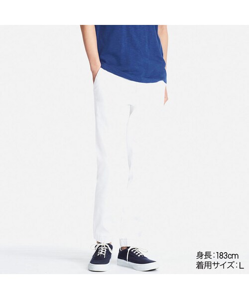 UNIQLO（ユニクロ）の「ジョガーパンツ（デニム・スキニーフィット・レングス69～73cm）（その他パンツ・メンズ・BLACK 09/WHITE 00/BLUE 68・S/L/M/XL）」の2枚目の写真