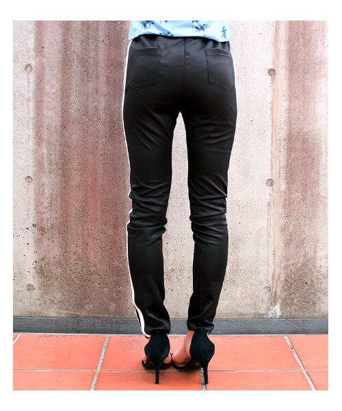 ANAP(アナップ)の「Wラインジャージレギパン(パンツ・レディース・オレンジ/ブラック/ホワイト・one size)」の8枚目の写真