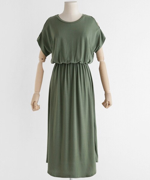 DHOLIC（ディーホリック）の「ショルダーカットアウトロングワンピース（ワンピース・レディース・FREE）」の2枚目の写真