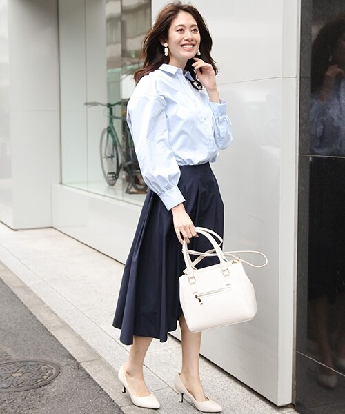 Andemiu（アンデミュウ）の「スタイルセレクトブラウス（トップス・ホワイト/ベージュ/ライトブルー）」の10枚目の写真